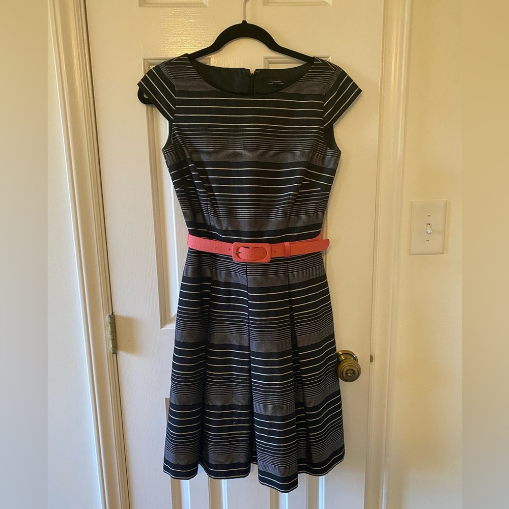 Tahari Women's Black and White Arlie’s dress with coral belt Dress size 2